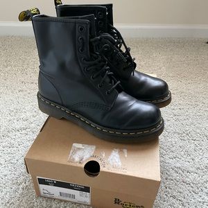 Dr. Martens 1460 8-Eye Smooth Black Boot